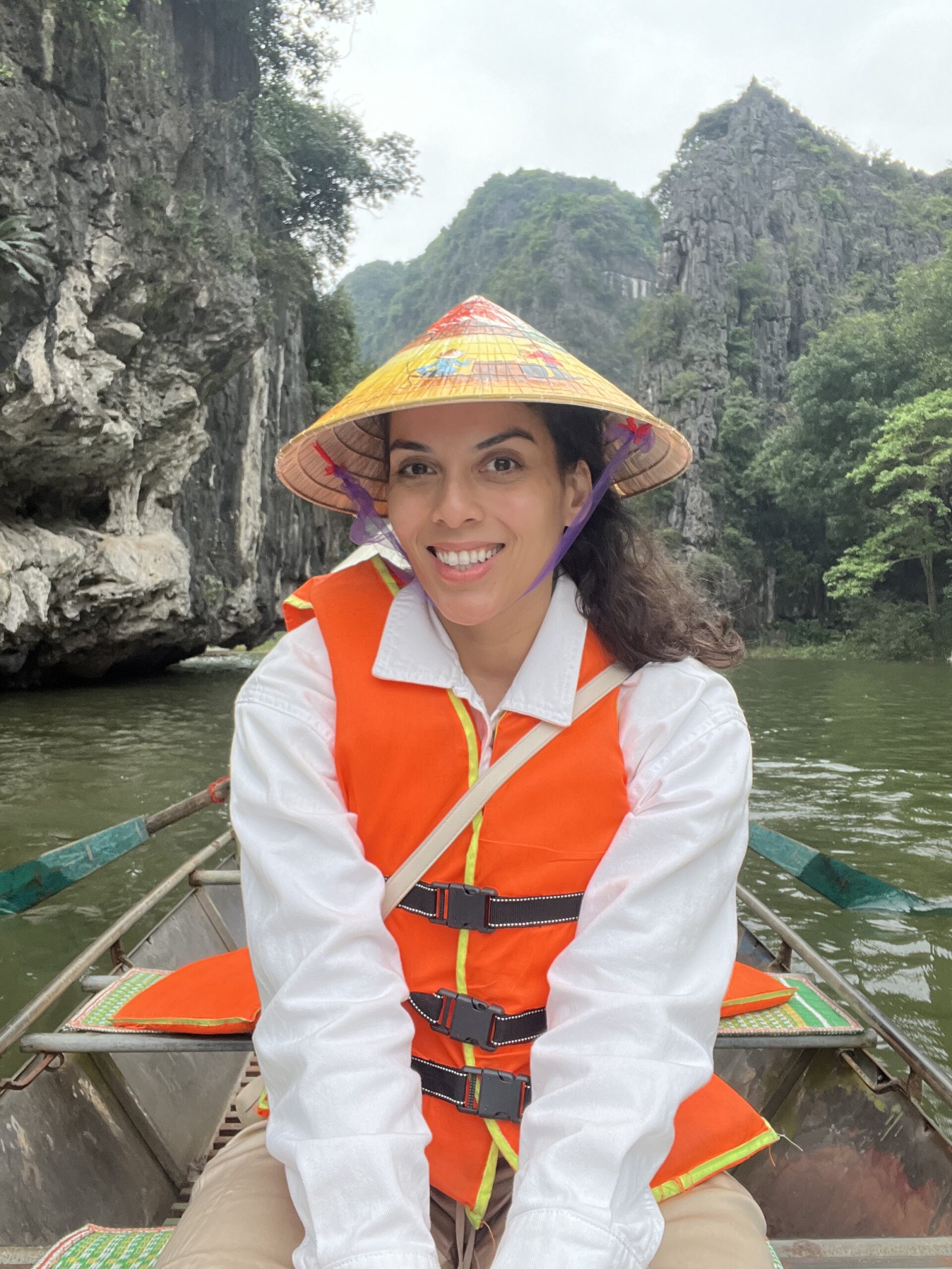 Live a Life of Freedom – Become a Travel Agent Travel agent enjoying freedom on a boat, representing flexible lifestyle and mentorship with Beyond Global Travel.